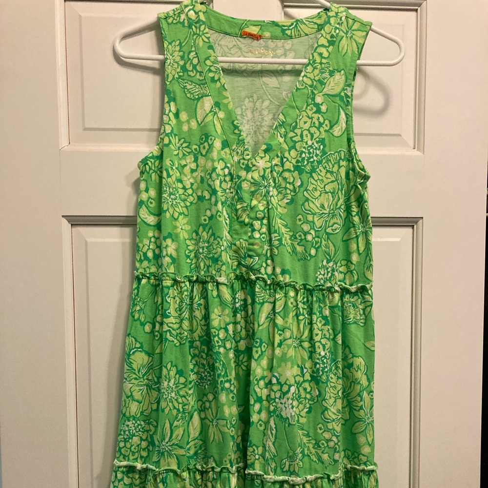 Excellent condition Lilly Pulitzer Lorina Swing Dress Size Small